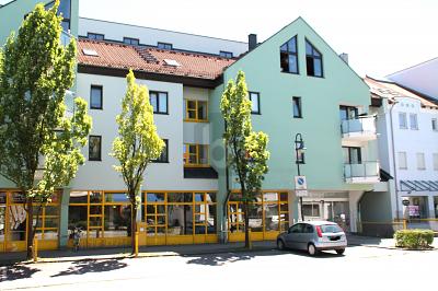 EBENERDIG MIT GROSSER SCHAUFENSTERFLÄCHE - Gewerbeobjekt Emmering | Angebot:26319856