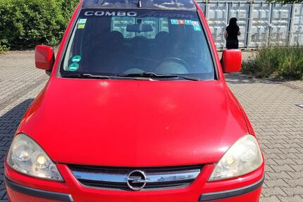 Opel Combo 220.000 km 1.900 &euro; Kressbronn 88079
