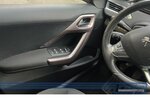 Peugeot 2008 Active*AHK*Navi*Klima*PDC*1-Hand*Chrom* 149.870 km 6.490 € Berlin 13187