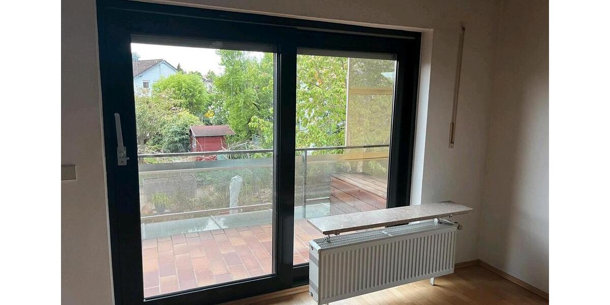 Etagenwohnung Ellwangen (Jagst) - 3.5 Zimmer, 100 m&sup2;, 700&euro; | Angebot:26429163