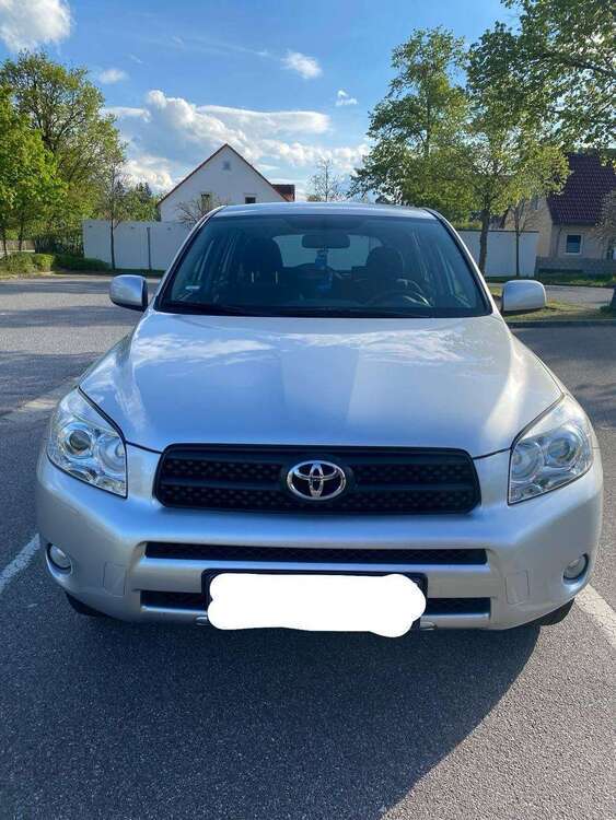 RAV 4