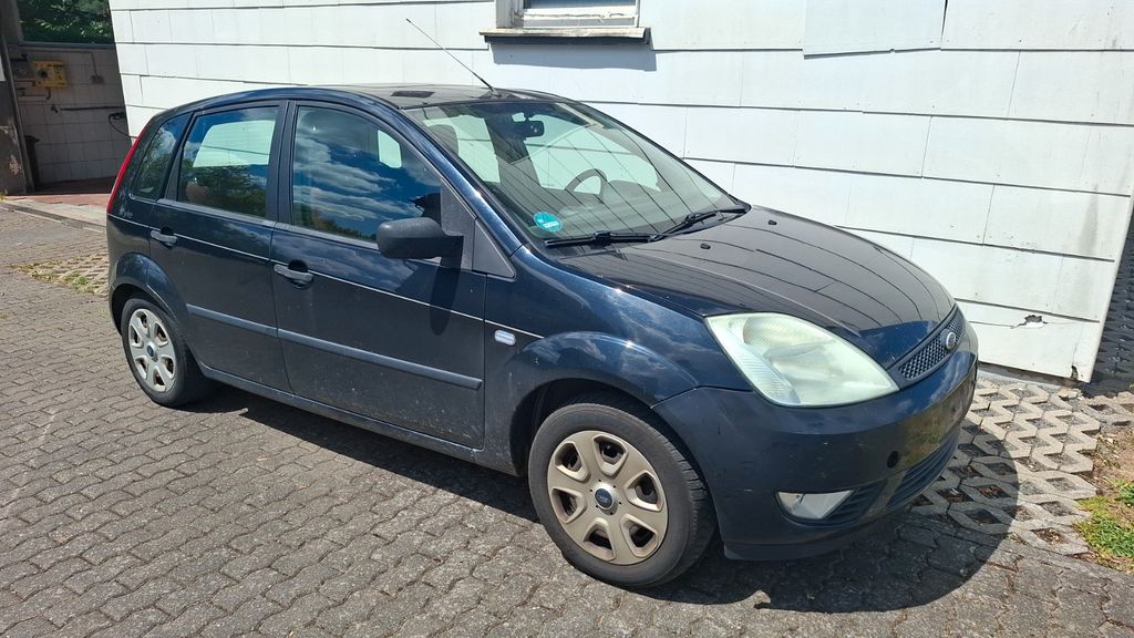 Ford Fiesta 150.000 km 590 &euro; Daleiden 54689