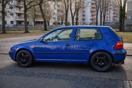 VW Golf 226.447 km 900 &euro; Augsburg 86153