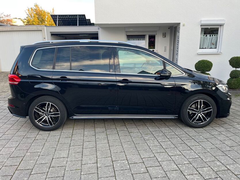 VW Touran 133.000 km 18.900 € Aalen 73431