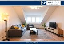 Möblierte und voll ausgestattete Drei-Zimmer-Dachgeschoßwohnung mit Balkon