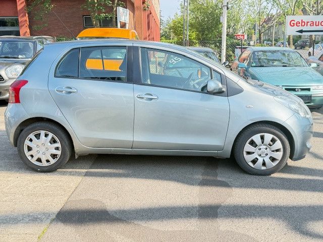Toyota Yaris 114.900 km 4.990 &euro; Berlin 13437