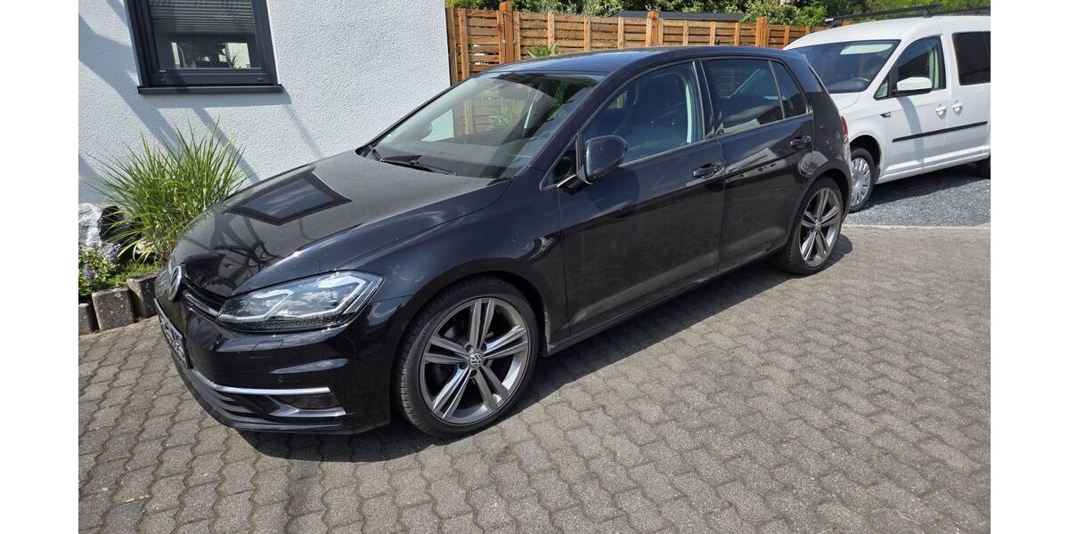 VW Golf 132.000 km 15.650 &euro; Neuwied 56567