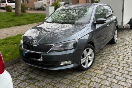 Skoda Fabia 52.043 km 10.900 &euro; Bremerhaven 27580