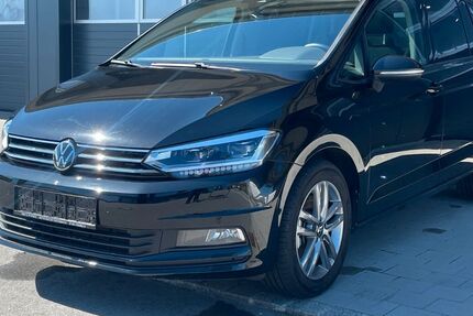 VW Touran 16.703 km 34.990 &euro; Tiefenbach 93464
