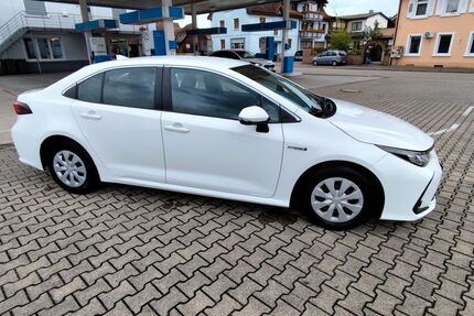 Toyota Corolla 176.000 km 13.900 &euro; Lahr 77933