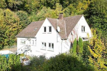 Haus Porta Westfalica Hausberge - 1 Zimmer, 298 m&sup2;, 335.000&euro; | Angebot:25686152