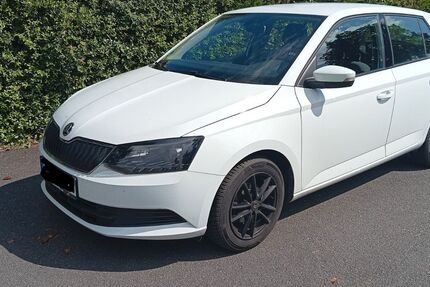 Skoda Fabia 58.500 km 7.999 &euro; Raguhn-Jeßnitz 06779