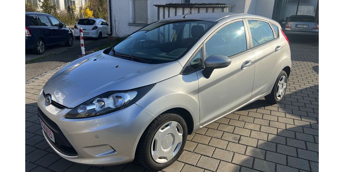 Ford Fiesta 163.000 km 2.990 &euro; ERTINGEN 88521
