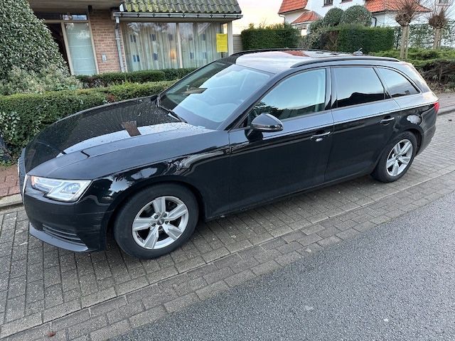 Audi A4 143.098 km 15.900 € Düsseldorf 40545