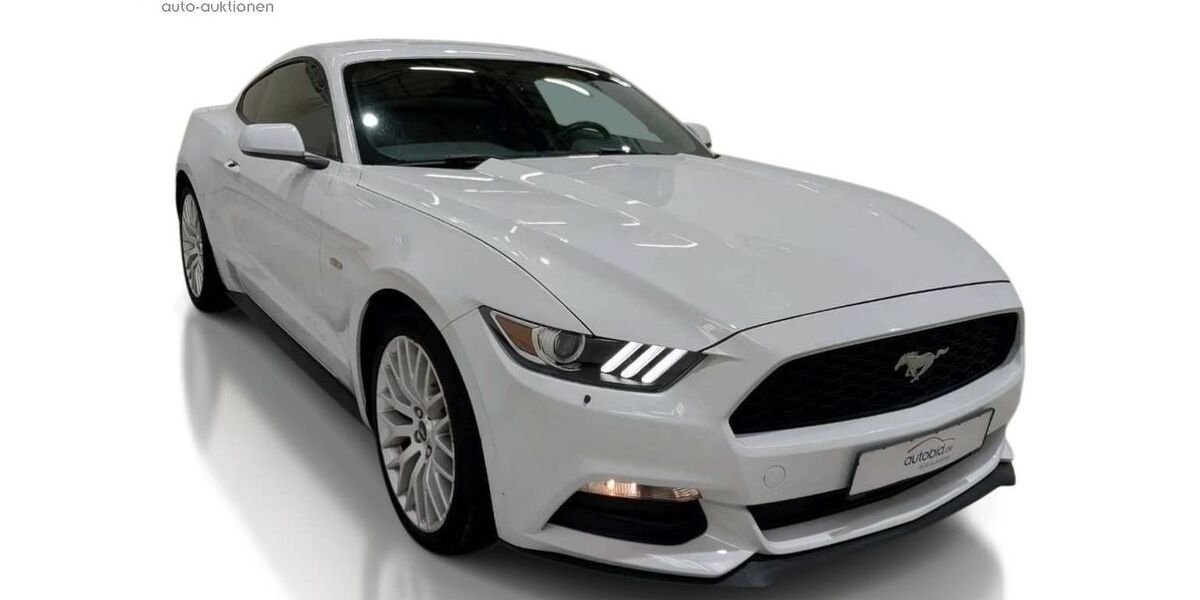 Ford Mustang 35.980 km 27.490 &euro; Fellbach 70736