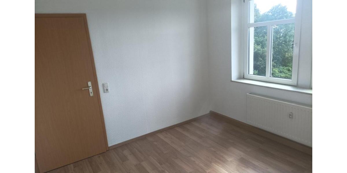 Etagenwohnung Ebersbach-Neugersdorf Neugersdorf - 2 Zimmer, 50 m&sup2;, 250&euro; | Angebot:26350238