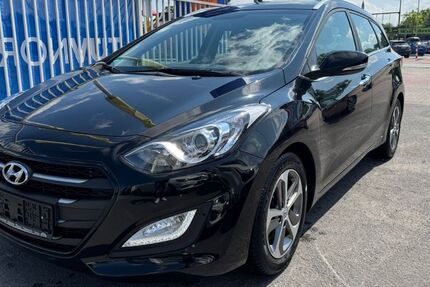 Hyundai i30 113.000 km 7.990 &euro; Ahaus 48683