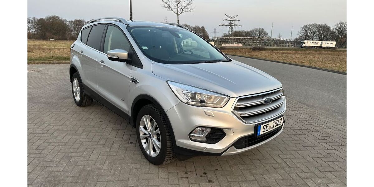 Ford Kuga 116.000 km 14.490 &euro; Bad Bramstedt 24576