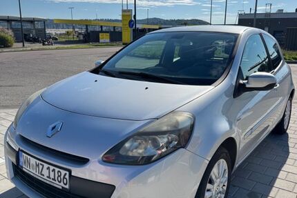 Renault Clio 151.115 km 2.990 &euro; Backnang 71522