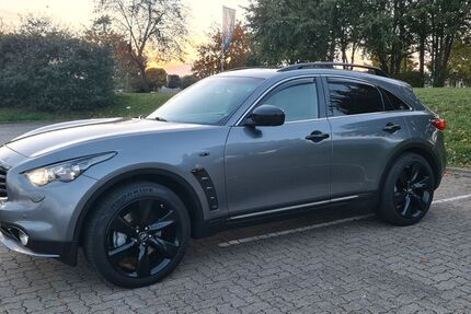 INFINITI QX70 191.000 km 15.000 &euro; Öhringen 74613