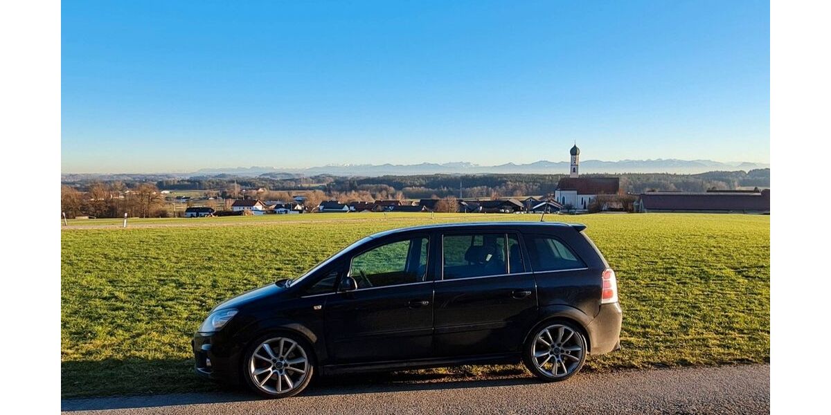 Opel Zafira 3.000 km 6.599 &euro; Haag 83527