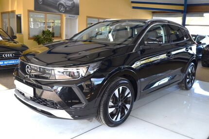 Opel Grandland (X) 141.000 km 18.880 € Bad Doberan 18209
