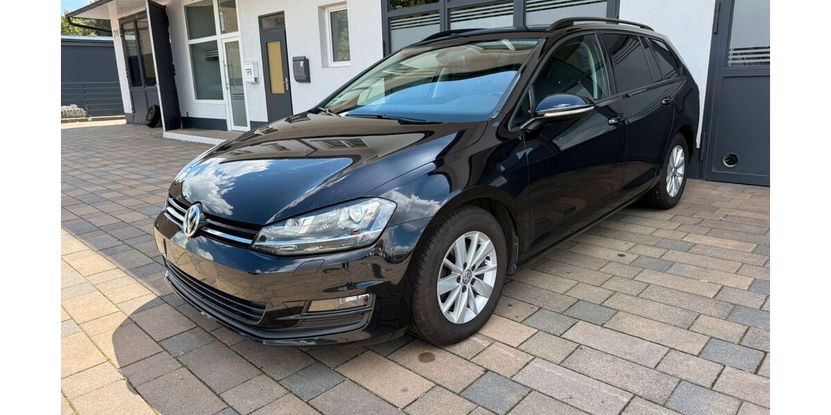 VW Golf 139.265 km 8.900 &euro; Bielefeld 33689