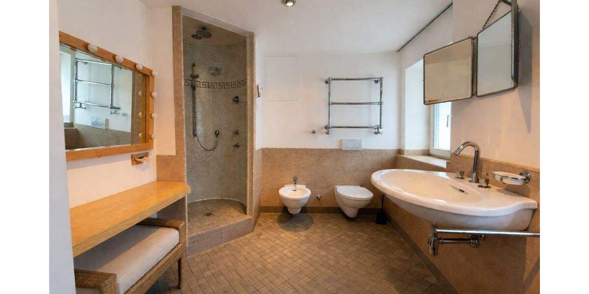 Einfamilienhaus Gelsenkirchen Altstadt - 6 Zimmer, 188 m&sup2;, 265.000&euro; | Angebot:25537456