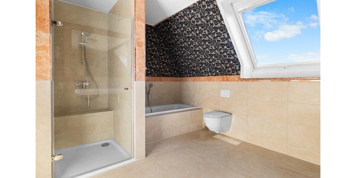 Einfamilienhaus Neusäß - 6 Zimmer, 193 m&sup2;, 2.900&euro; | Angebot:23838311