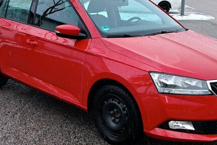 Skoda Fabia 23.000 km 13.300 &euro; Tiefenbach 84184