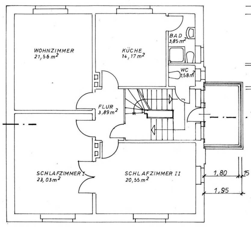 AltbauWohnung in ruhiger Zentrumslage - Gartenmitbenutzung, Stellplatz