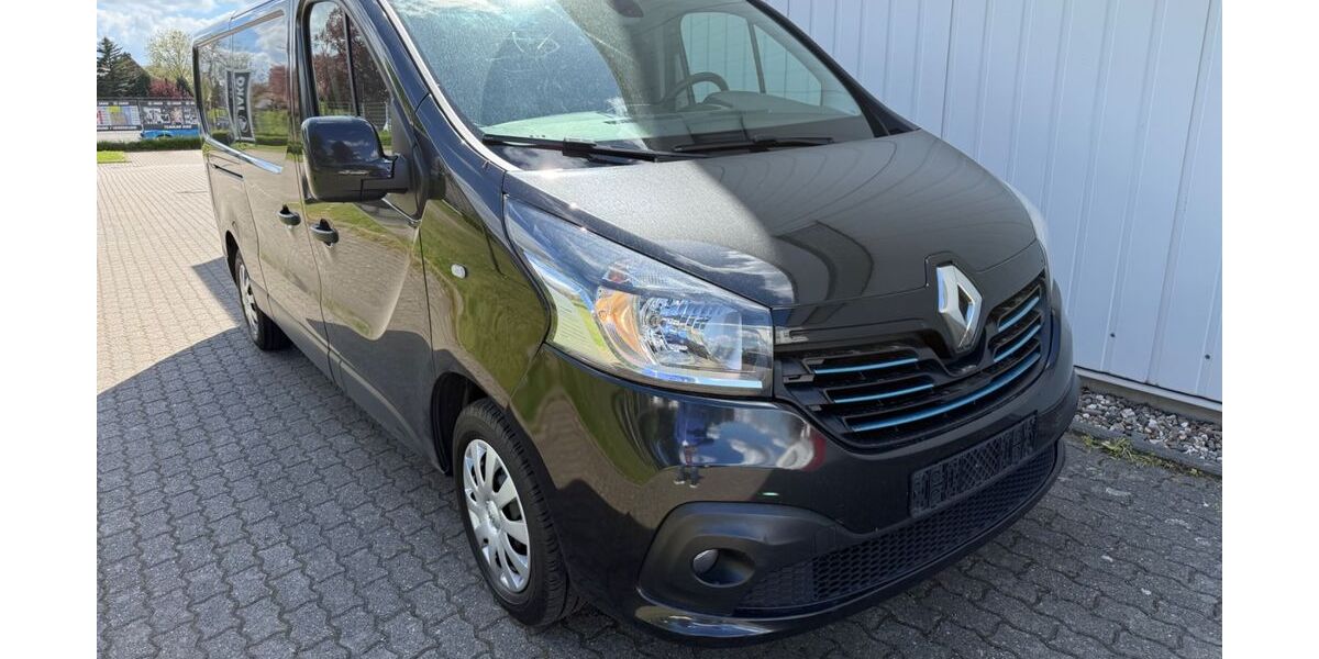 Renault Trafic 249.000 km 6.999 &euro; Wesel 46485