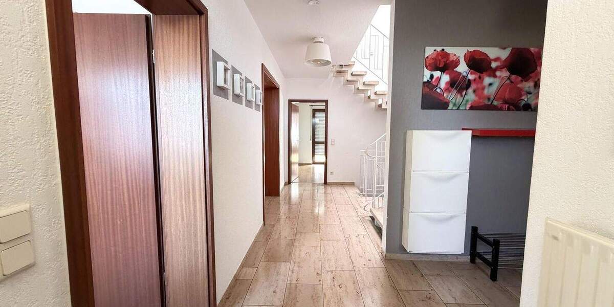 Einfamilienhaus Bietigheim-Bissingen Bietigheim - 6 Zimmer, 183 m&sup2;, 2.379&euro; | Angebot:25707733