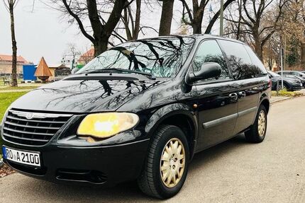 Chrysler Voyager 290.000 km 599 &euro; München 81476