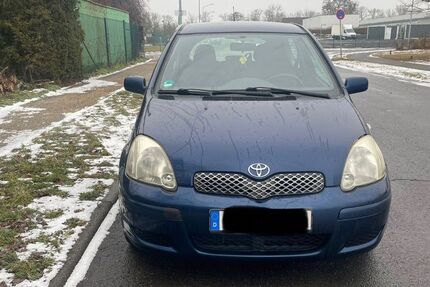Toyota Yaris 156.000 km 1.350 &euro; Zossen 15806