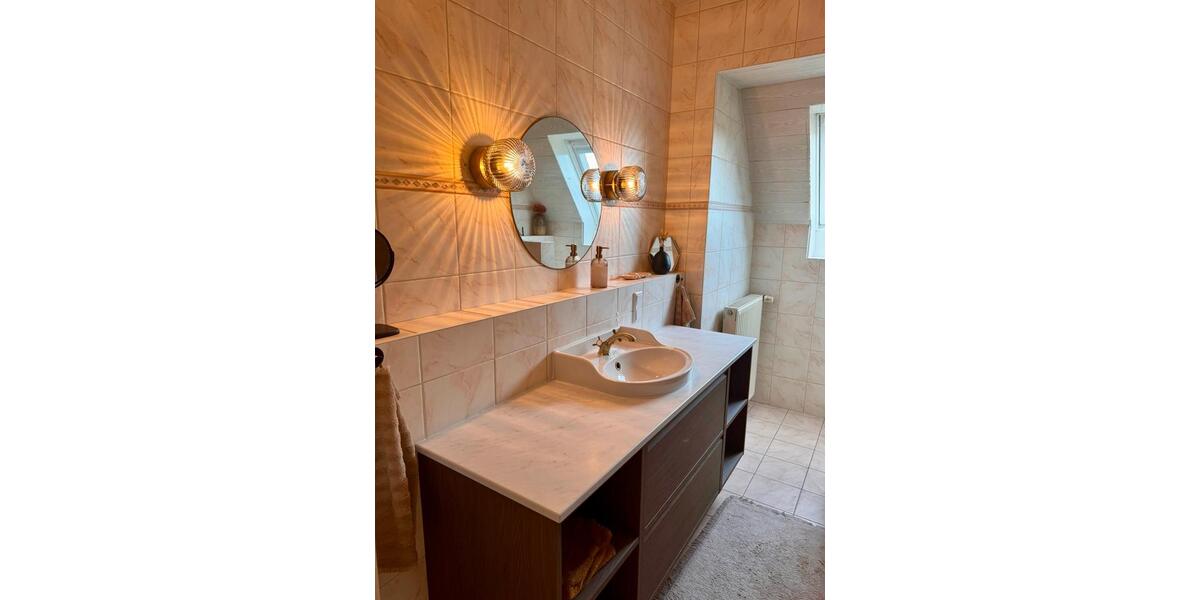 Freistehendes Zweifamilienhaus in ruhiger Lage! 7 zimmer