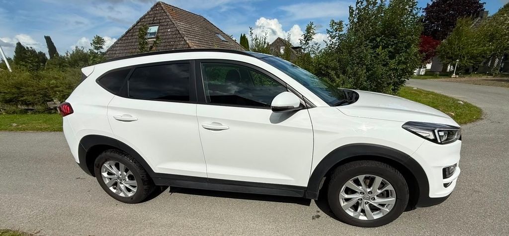 Hyundai TUCSON 75.300 km 18.990 &euro; Tönning 25832