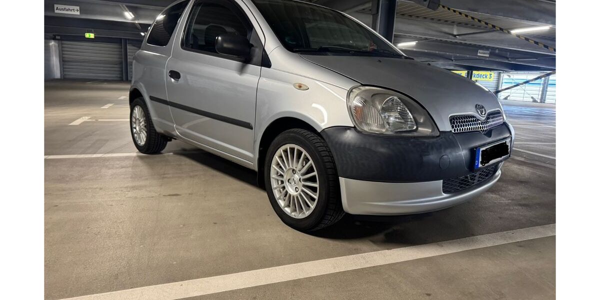 Toyota Yaris 231.000 km 1.500 &euro; Kornwestheim 70806