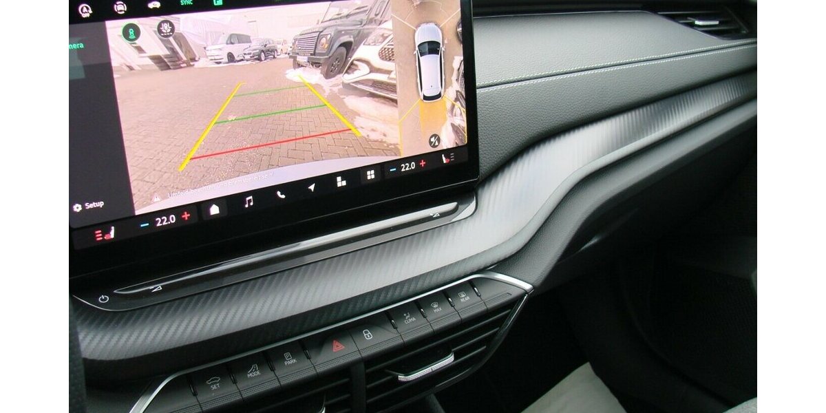 Skoda Octavia 2.0TDi Sportline LED 360º Canton HUD 39.383 km 30.980 &euro; Falkensee 14612