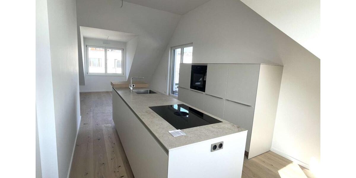 Dachgeschoßwohnung Frankfurt am Main Bergen-Enkheim - 3 Zimmer, 123 m&sup2;, 2.590&euro; | Angebot:25538249