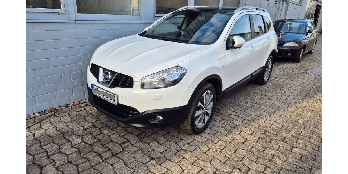 Nissan Qashqai+2 169.000 km 7.499 &euro; Hodenhagen 29693