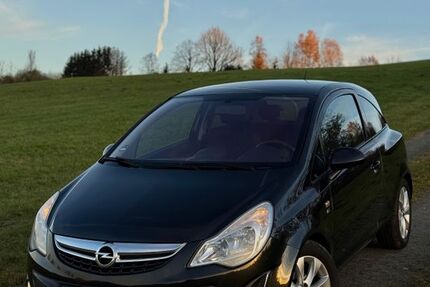 Opel Corsa 128.500 km 4.350 € München 82054