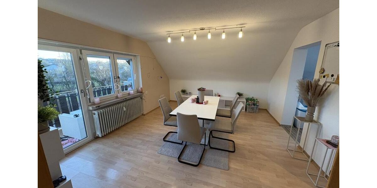 Dachgeschoßwohnung Ubstadt-Weiher Weiher - 3 Zimmer, 84 m&sup2;, 770&euro; | Angebot:24840645