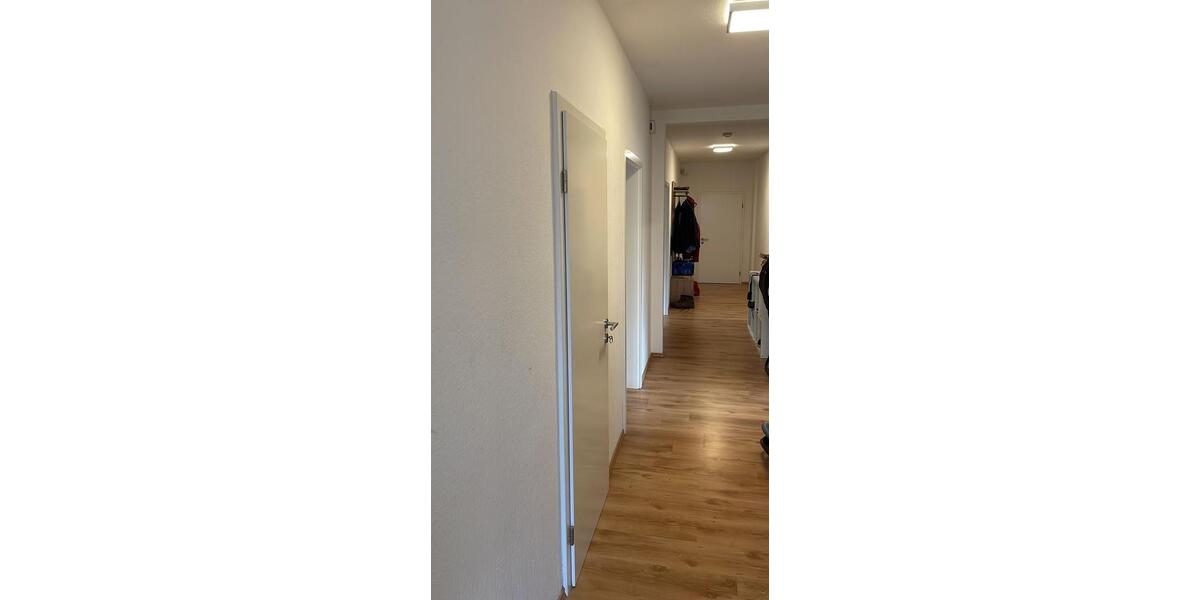 Etagenwohnung Hüllhorst - 3.5 Zimmer, 110 m&sup2;, 1.265&euro; | Angebot:26423119