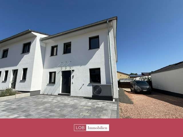 Einfamilienhaus Bad Kreuznach - 4 Zimmer, 135 m&sup2;, 1.800&euro; | Angebot:27131642
