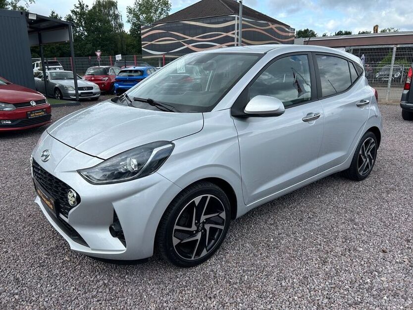 i10