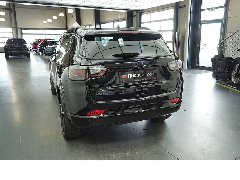 Compass °IIIII° S Plug-In Hybrid 4WD FULL LED