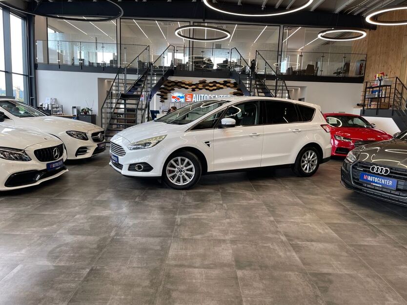 Ford S-Max 205.000 km 10.890 € Pfaffenhofen 85276