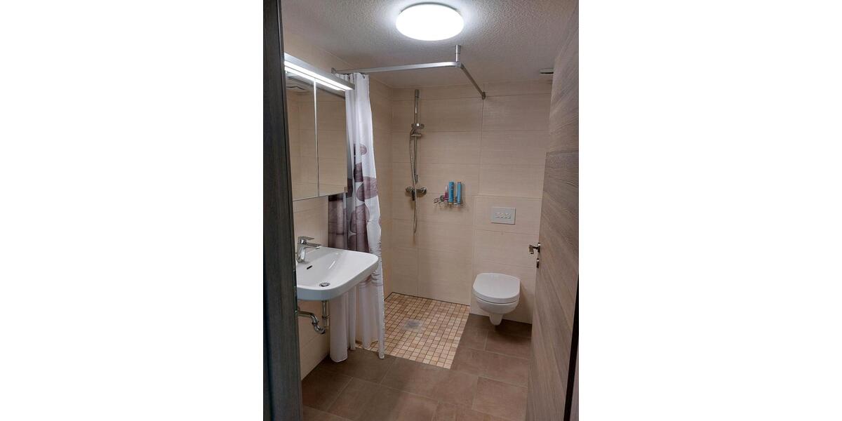 Einfamilienhaus in ruhiger Lage mit Einliegerwohnung 9 zimmer