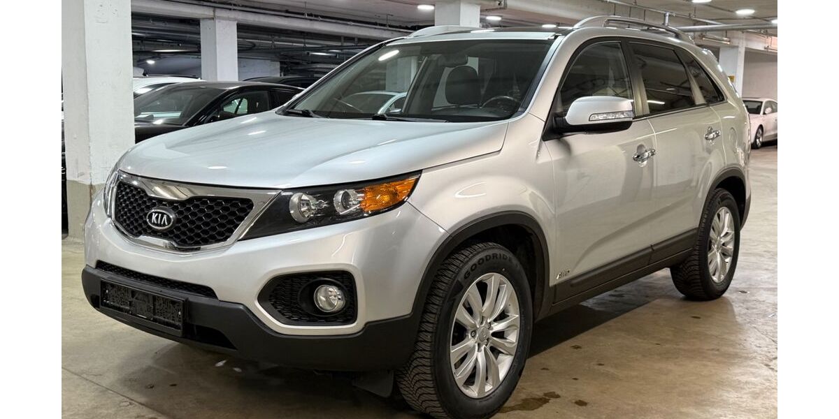 Kia Sorento 129.980 km 9.999 &euro; München 81677